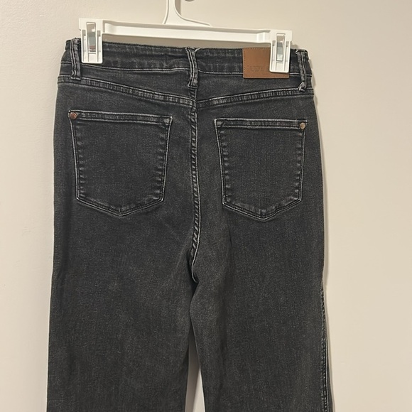 Judy Blue Black Straight Fit Jeans 31.5 Inseam Size 11/30 - Picture 4 of 6